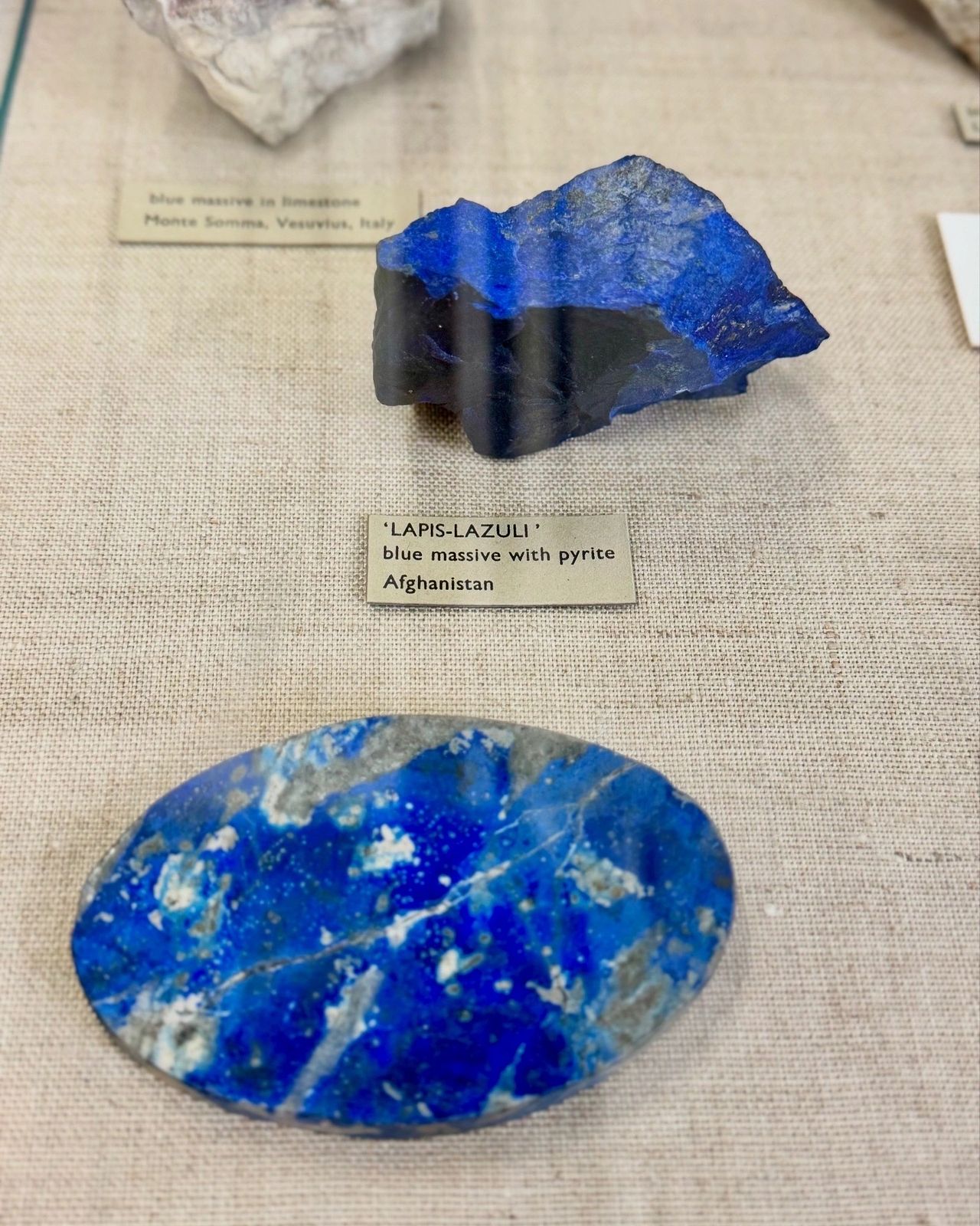 Musée d'Histoire Naturelle de Londres - Département de minéralogie  Février 2025 (Crédit : lapisorium) 