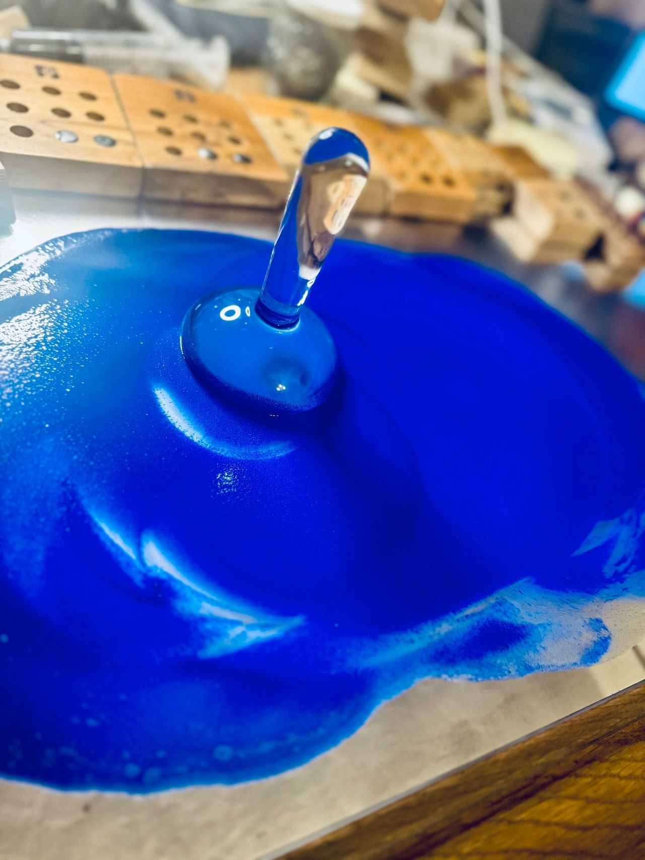 B l e u .  R o y a l .